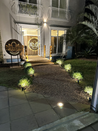 img_0198_scaled_1_2_1x